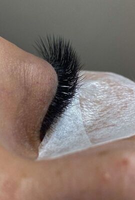 pose d'extension de cils